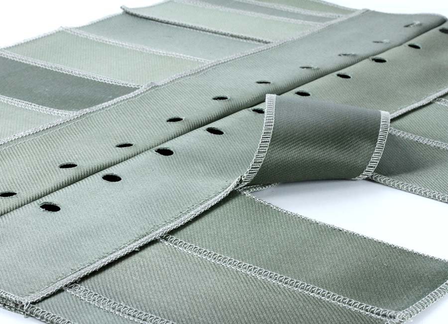 Heat protection and insulation curtains