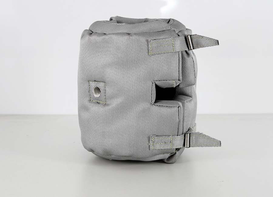 Insulating sleeves and insulating hoods