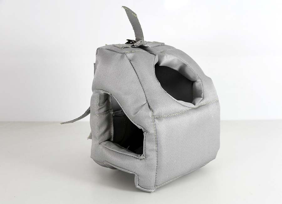 Insulating sleeves and insulating hoods