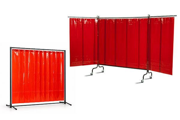 Mobile Schweißschutzwände mit PVC-Vorhängen
